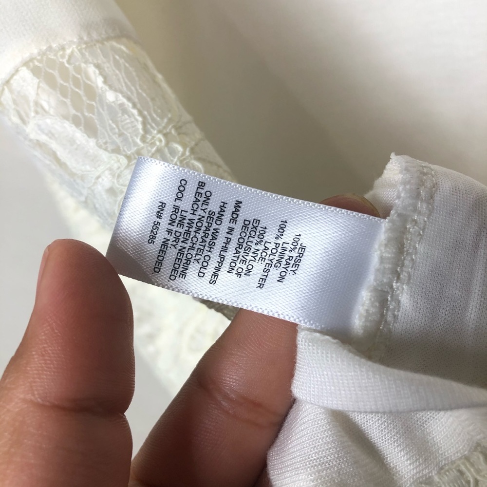 Express Sleeveless White Lace Tank Top - Picture 4 of 9